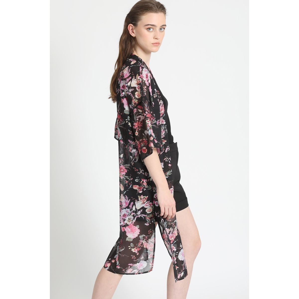 LIOLA - Kimono Estampado Flores Negro Liola