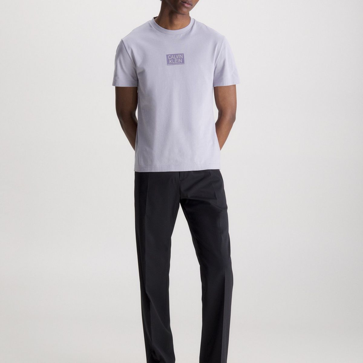 CALVIN KLEIN - Polera Gloss Stencil Logo Lila Calvin Klein