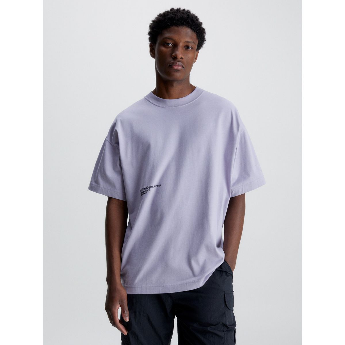 CALVIN KLEIN - Polera Brushstroke   Morado Calvin Klein