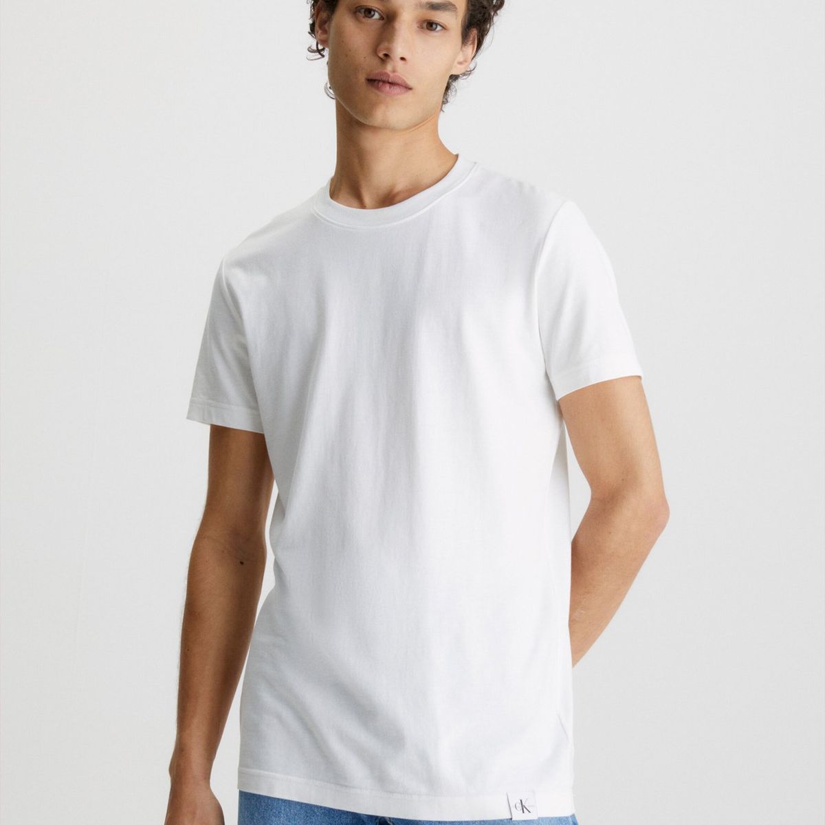 CALVIN KLEIN - Polera Logo Tab  Blanco Calvin Klein