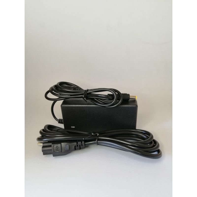 GENERICO - Cargador Compatible Notebook Samsung 19V 316A 60w Plug 55mmx30mm