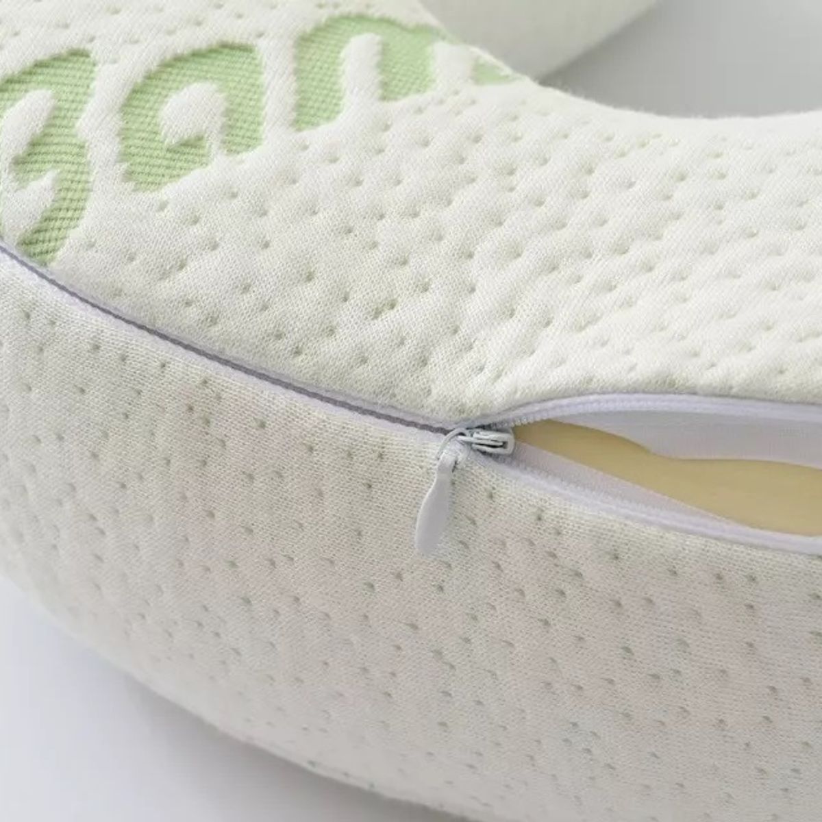 GENERICO - Almohada Viscoelástica Cervical Bambu Viajescasadelasalud