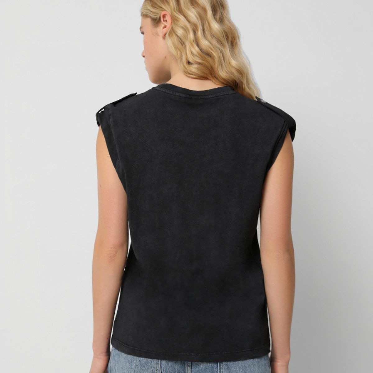 SCALPERS - Polera Botones Black