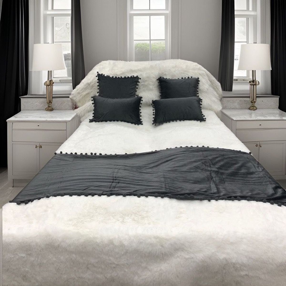 GENERICO - PIECERA MAS 4 FUNDAS DE COJIN CON POMPONES