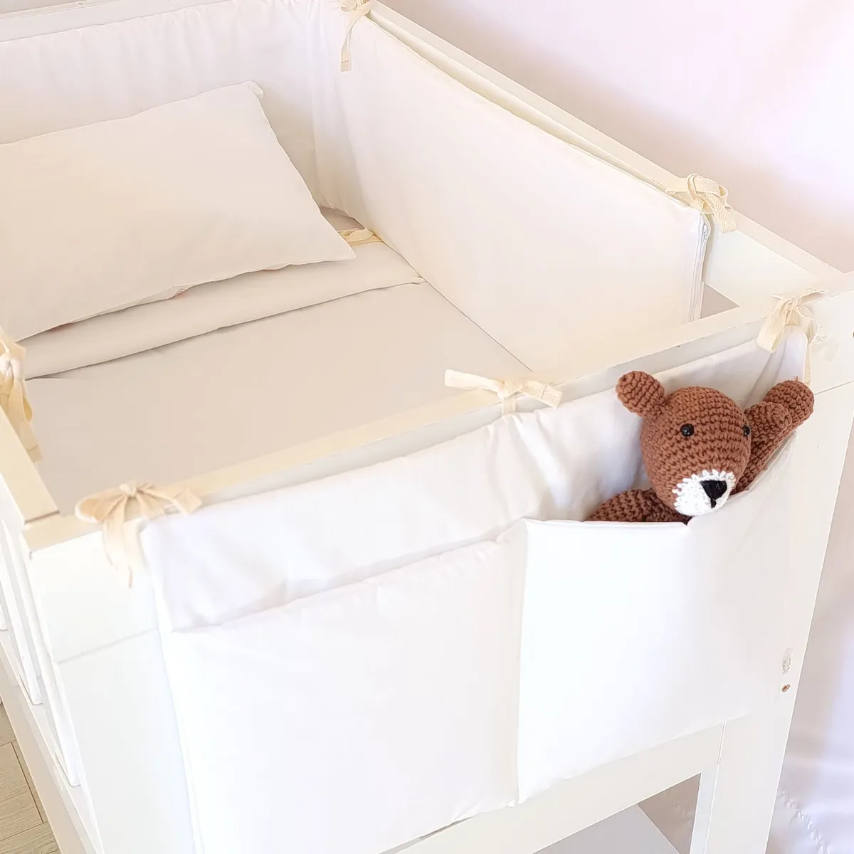 OLIVIA Y SAM - PROTECTOR CUNA BLANCO