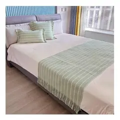 GENERICO - Set Piecera + Dos Fundas Líneas Tejido 70x210 Variedad - Verde - King