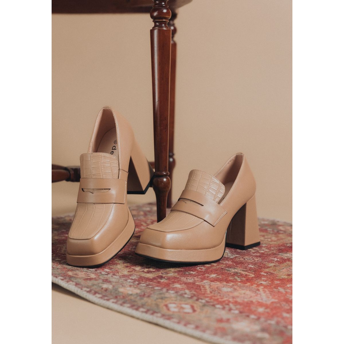 DEGAS - Zapato Cuero Zanila Beige DEGAS