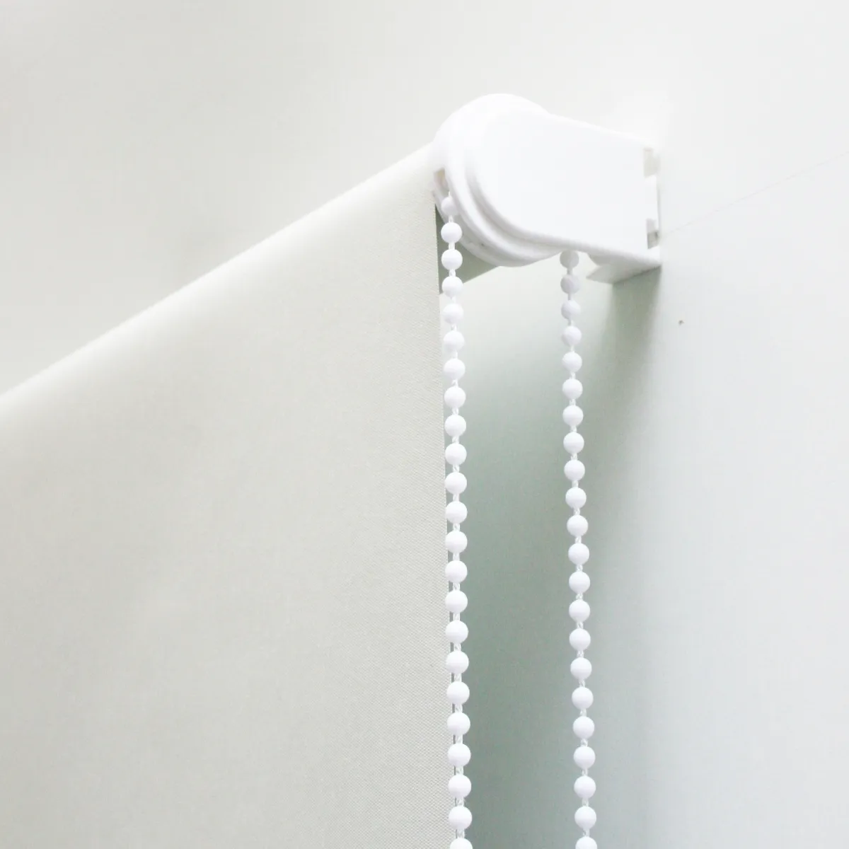 DECORC - Cortina Roller Blackout Basic Blanco invierno 100x220 cm