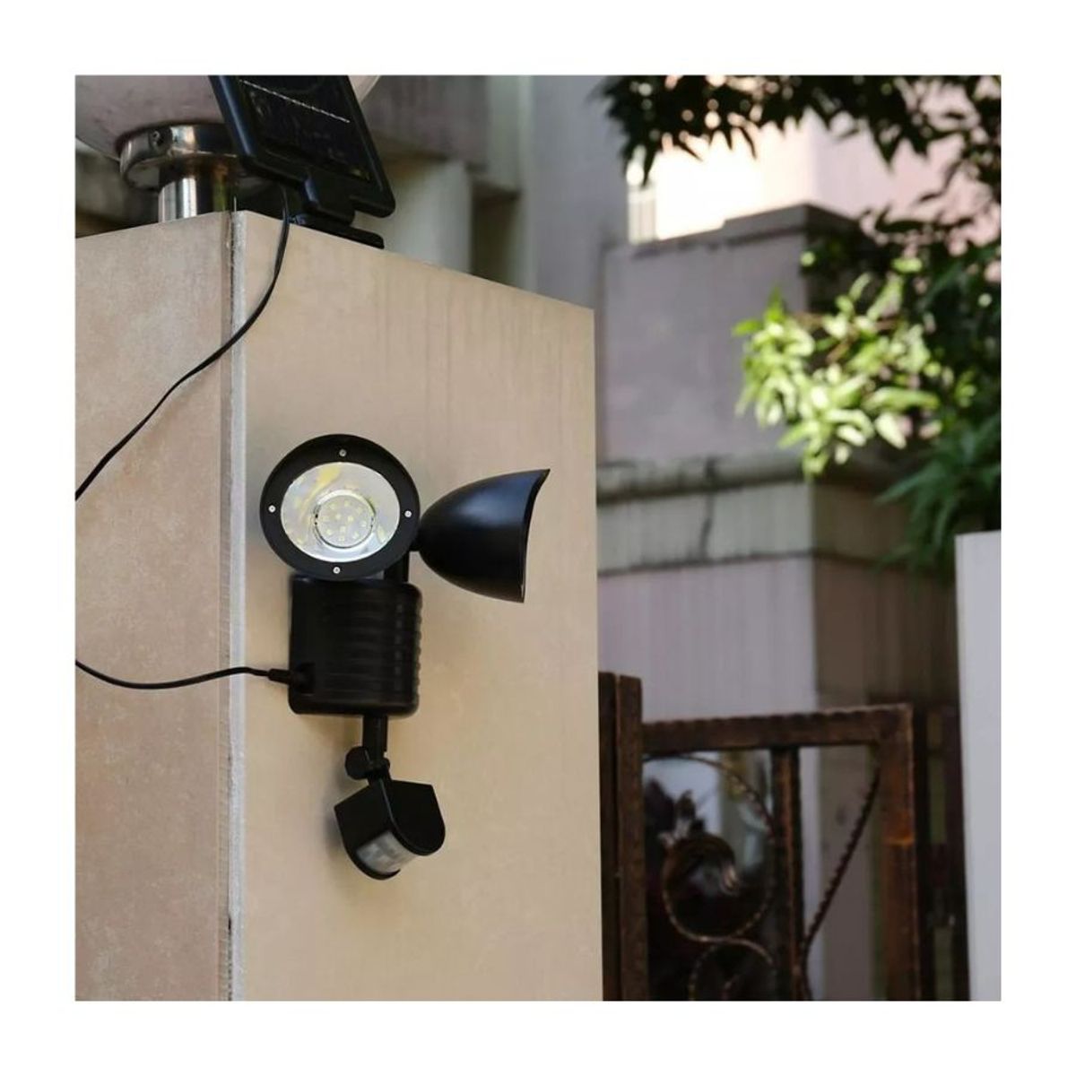 GENERICO - Lampara Solar Led 2 Cabezales Sensor De Movimiento