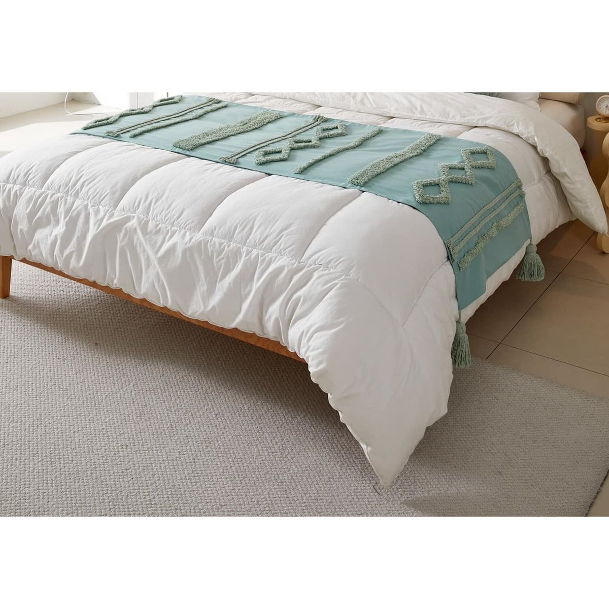 ANGELES DEL HOGAR - Piecera Bordadas con Pompones 2plazas