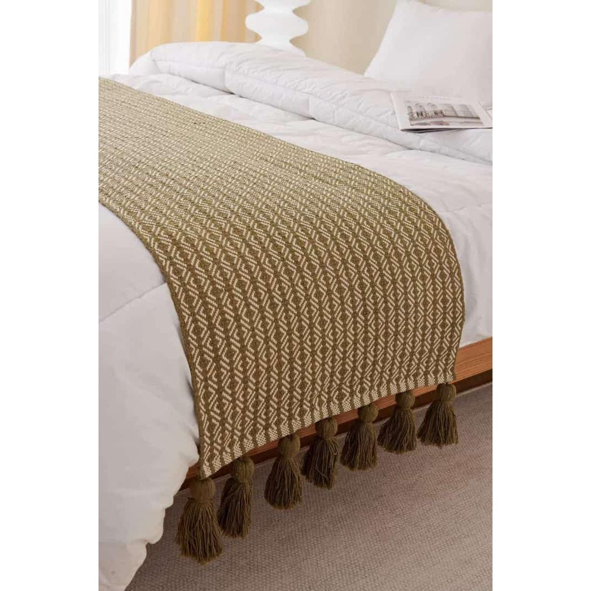 ANGELES DEL HOGAR - Piecera Bordadas con Pompones 2plazas