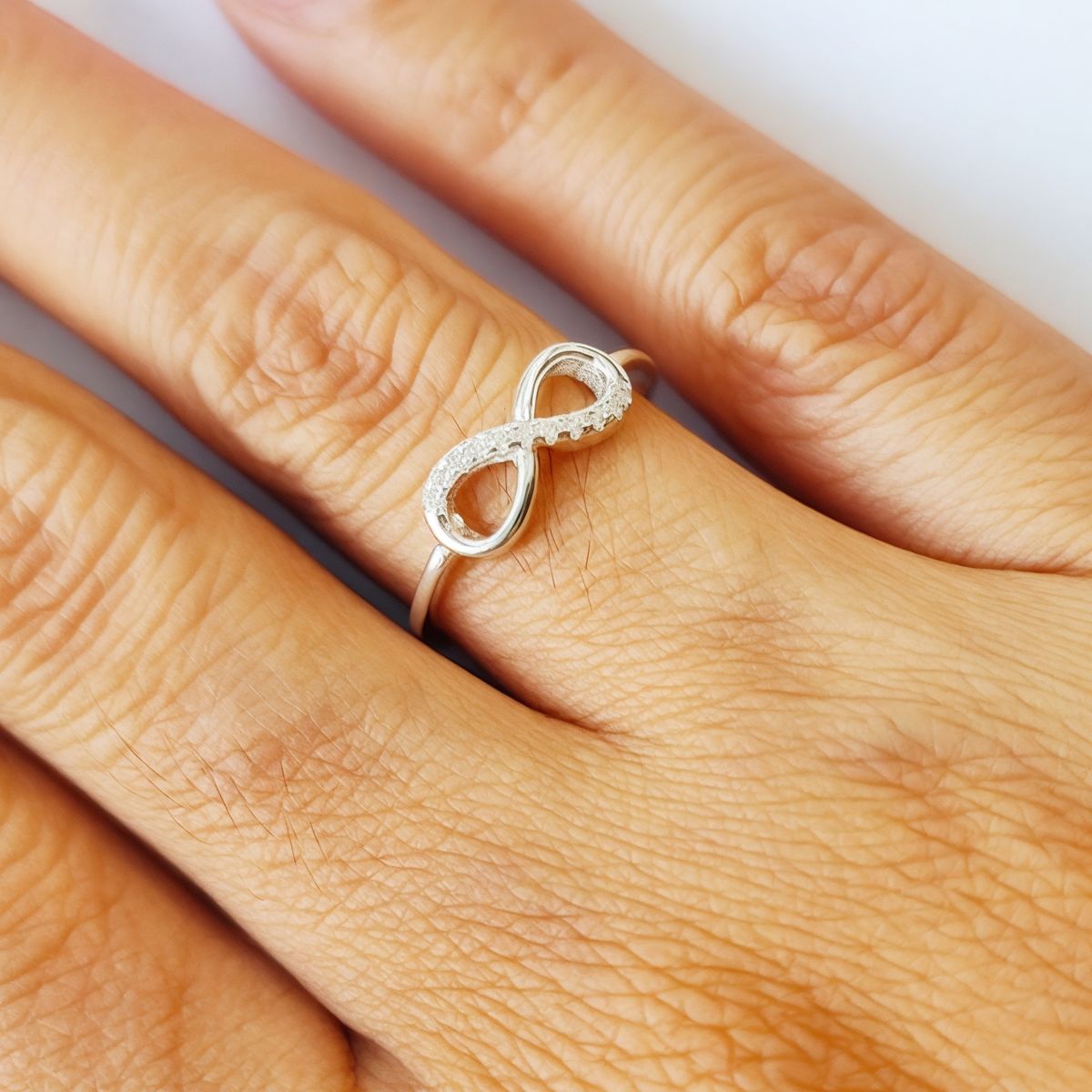 COGGIOLA - Anillo Cristina  Infinito Circón Plata Fina 925