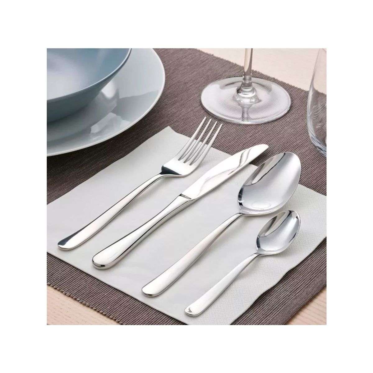 IRM - Set Cubiertos Acero Inoxidable 24 Piezas Color Plata