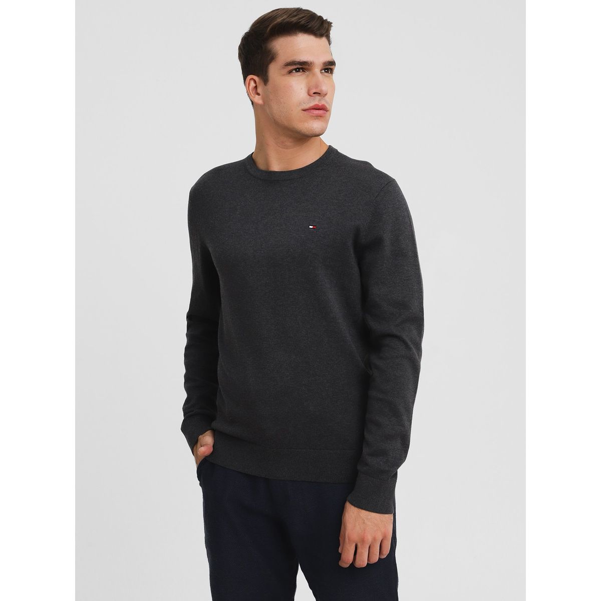 TOMMY HILFIGER - Sweater Básico Signature C-Neck Gris Tommy Hilfiger