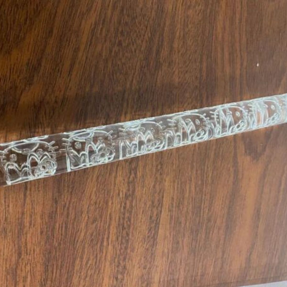 GENERICO - Uslero Acrilico Con Diseño 32Cm Reposteria