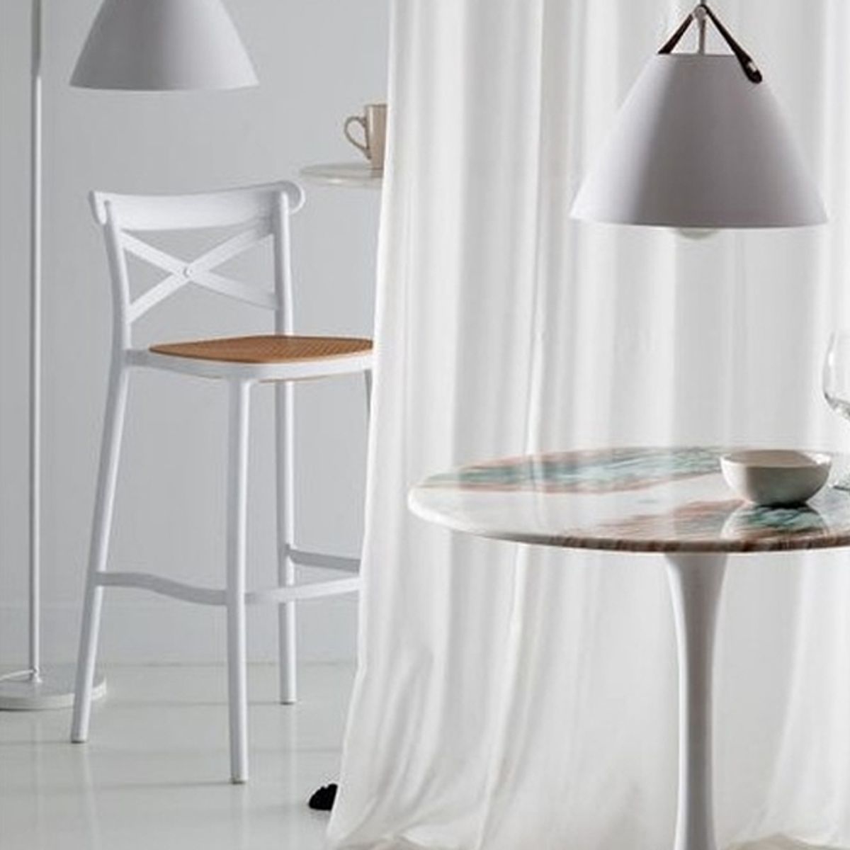 CORI CORI - Taburete Danubio 77cms color Blanco