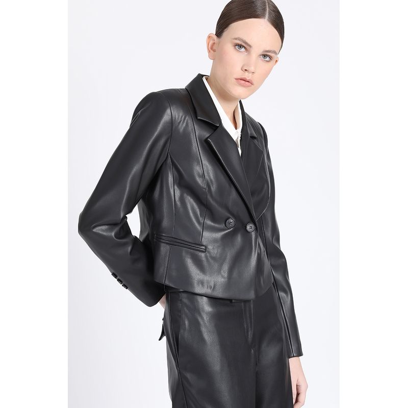LIOLA - Blazer Cropped Cruzado Efecto Cuero, Negro Liola
