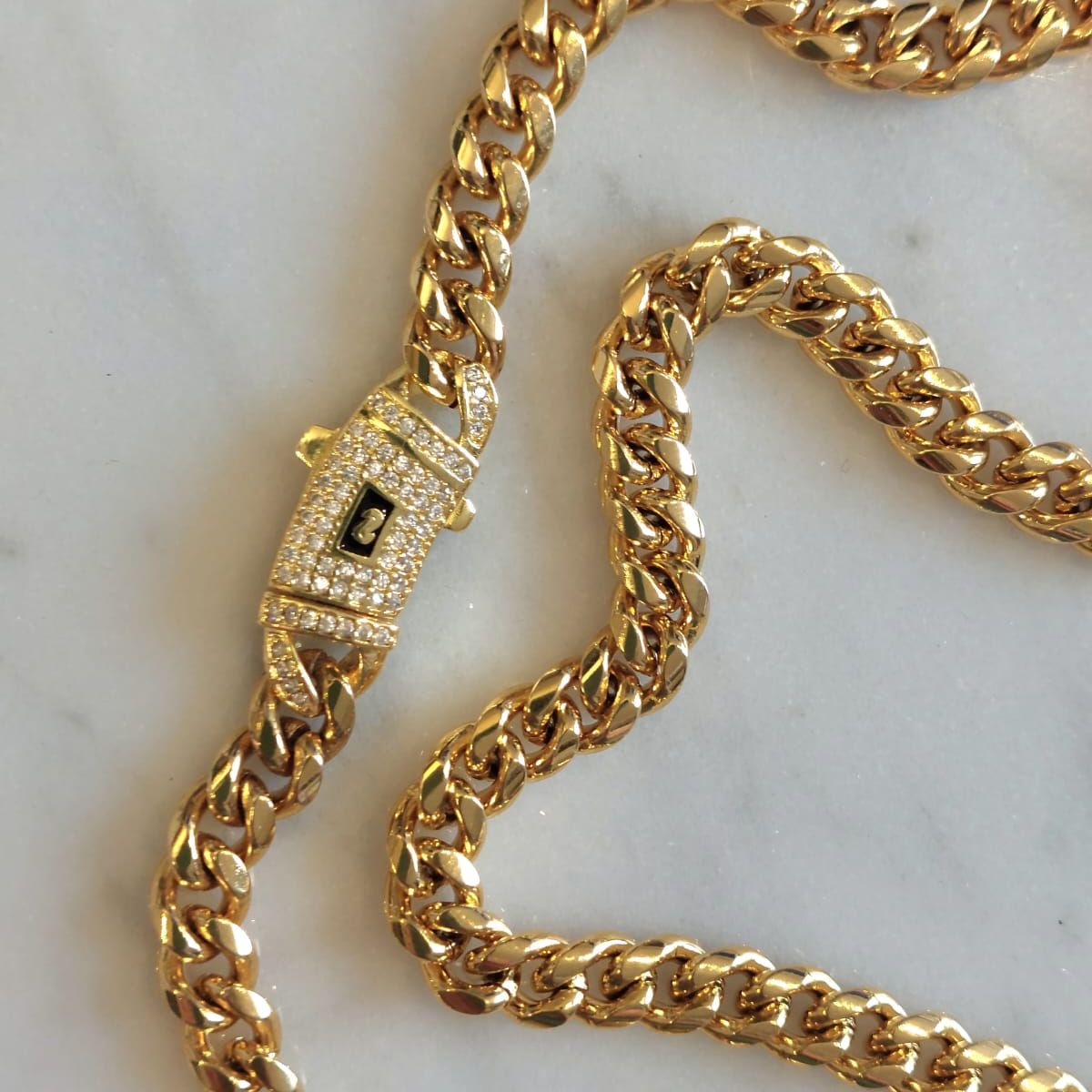 GENERICO - CADENA DE ORO LAMINADO 18K TEJIDO DISEÑADOR CMS LARGO, 6 MM GROSOR