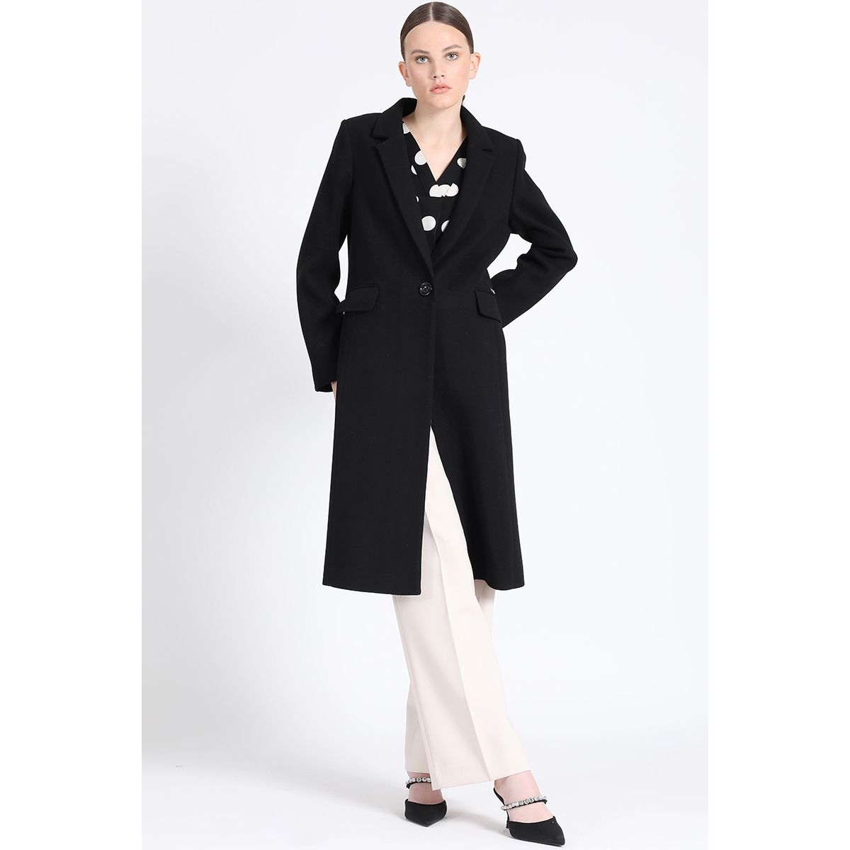 LIOLA - Abrigo Largo Muflon Negro Liola