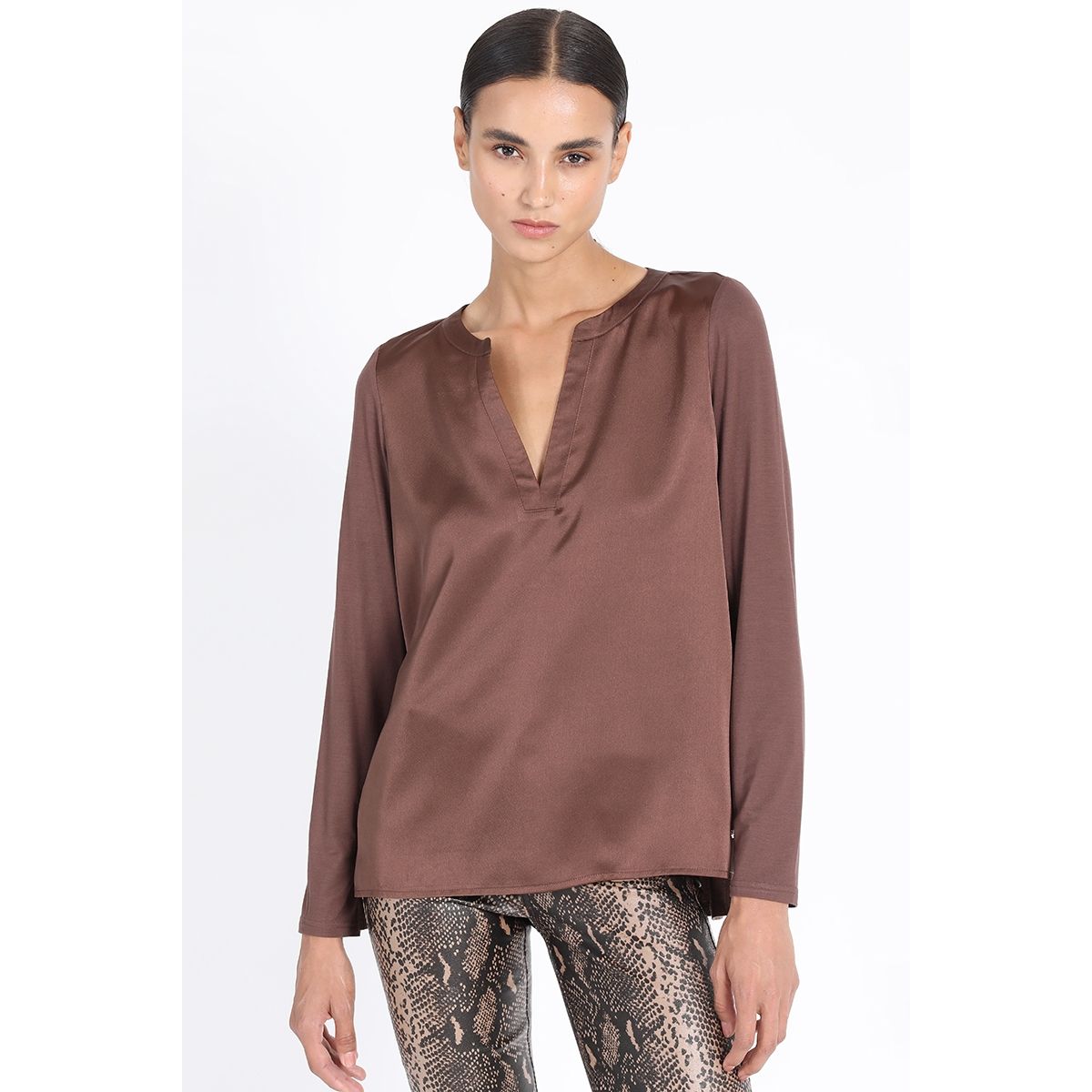 LIOLA - Polera Satin Mix, Chocolate Liola