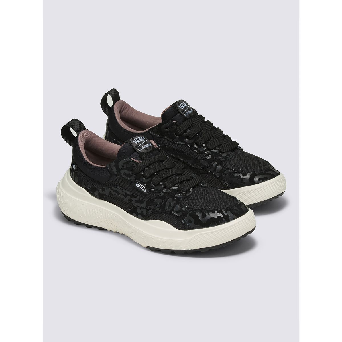 VANS - Zapatilla Urbana Mujer UltraRange Neo VR3 Negro VANS