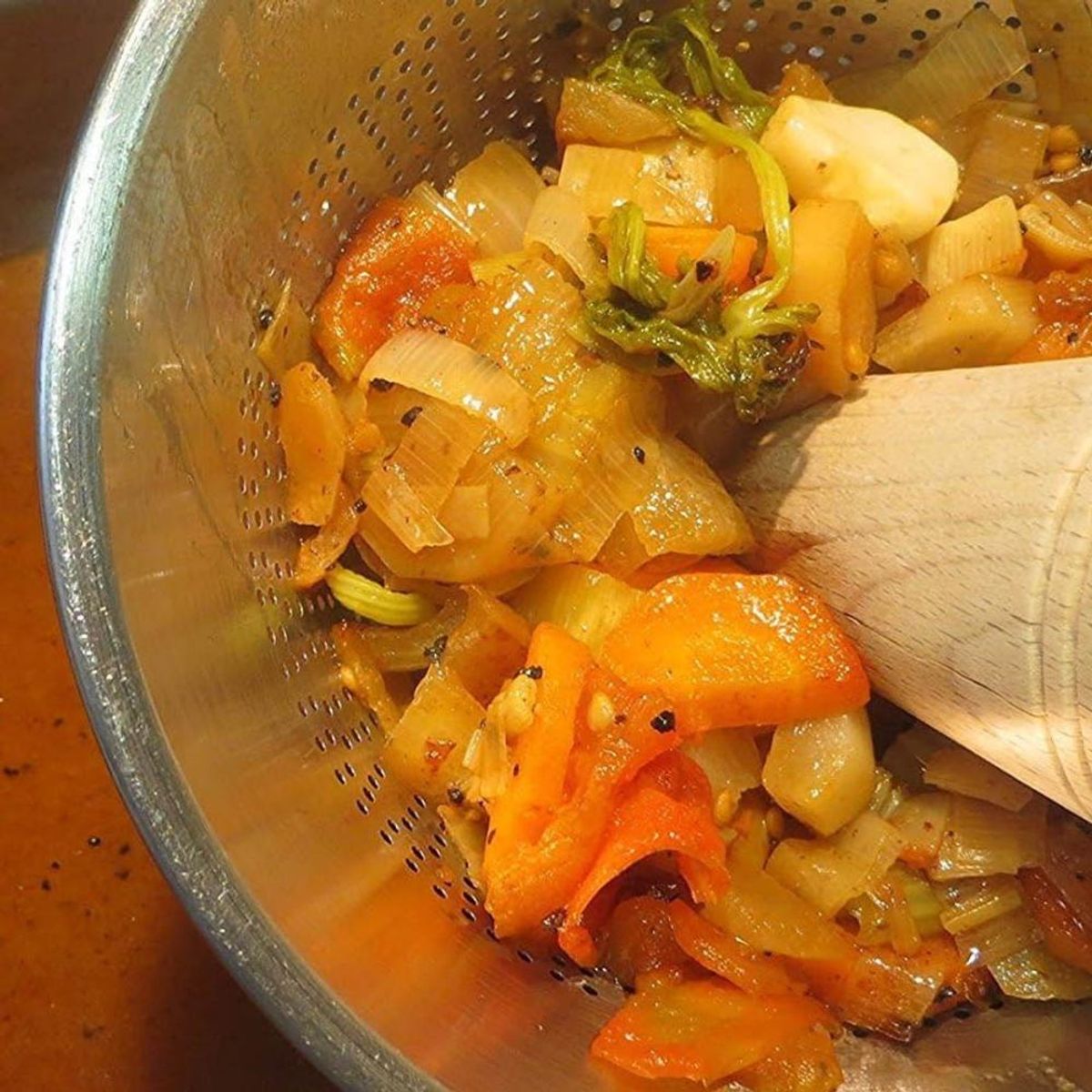 JEWEL - COLADOR CHINO MANGO ALAMBRE 24 CM JEWEL