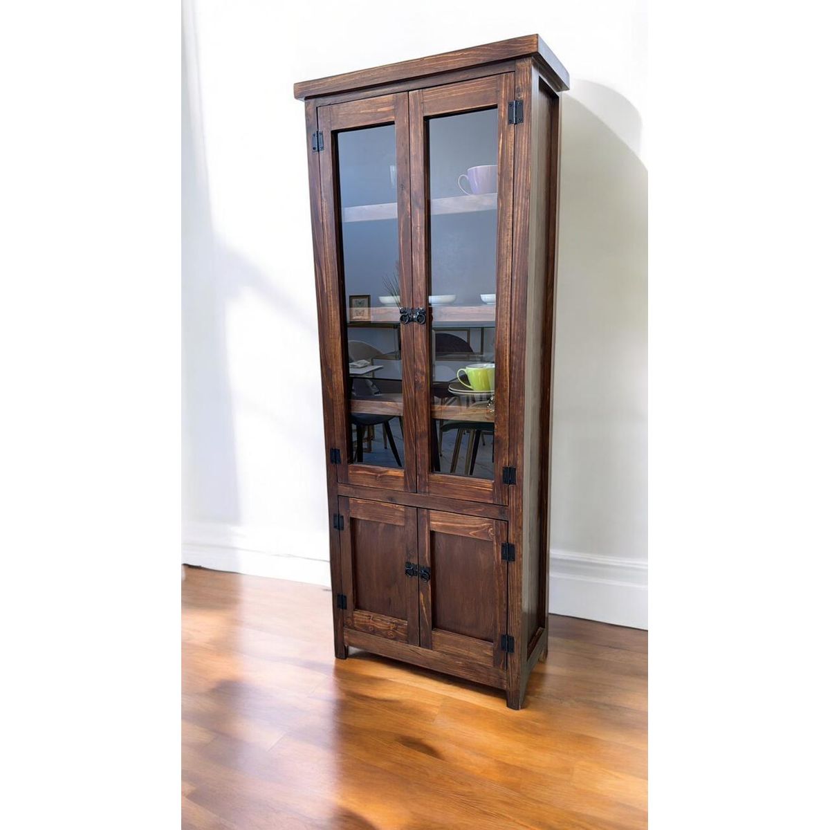 GENERICO - VITRINA DE COLOR MADERA CAFÉ MGR MUEBLES