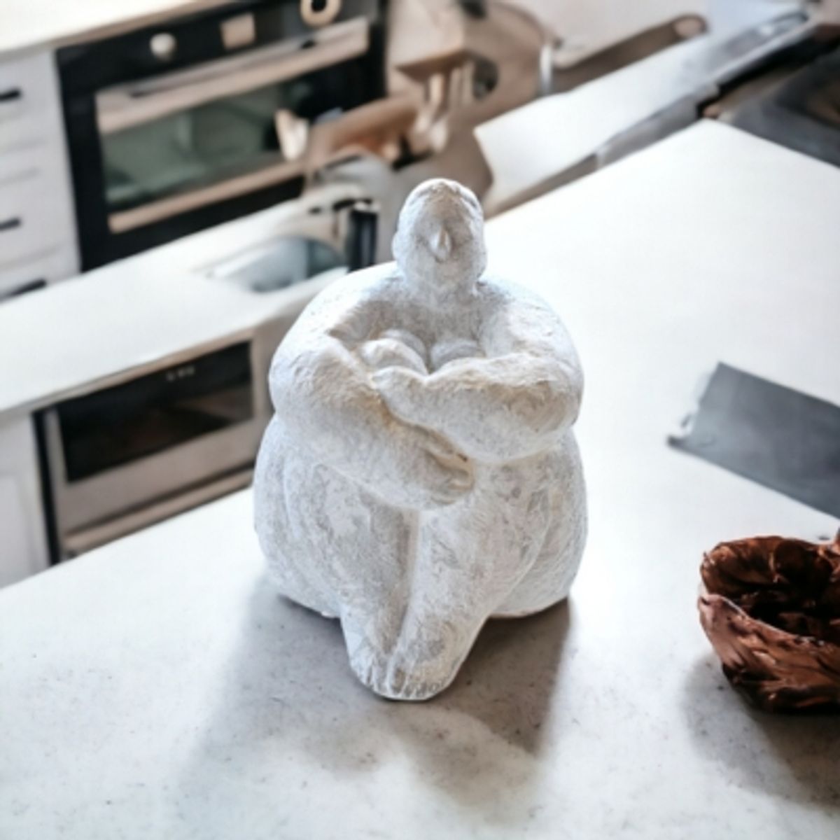 SOLIDOS - Escultura Boterita Sentada XL