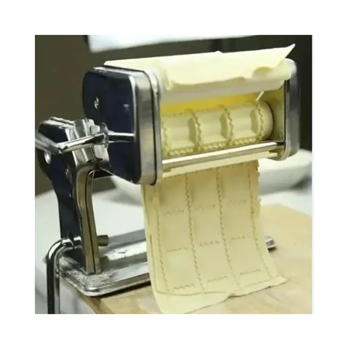 GENERICO - Máquina Fabricadora de Ravioles y Sobadora de Pasta