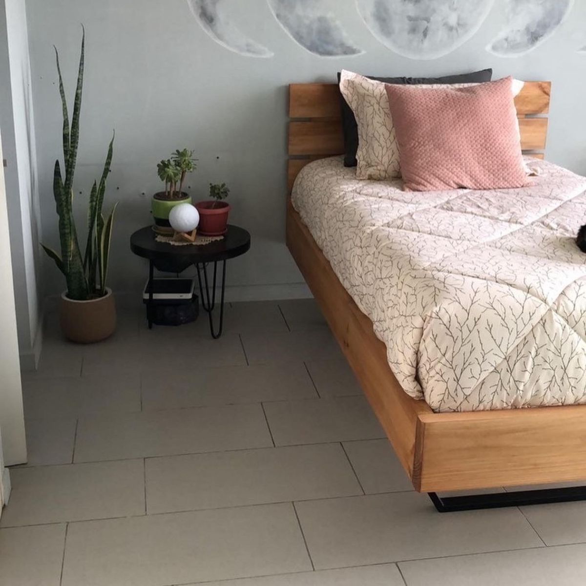 GENERICO - Cama RËFËL Color Caramelo 1 Plaza