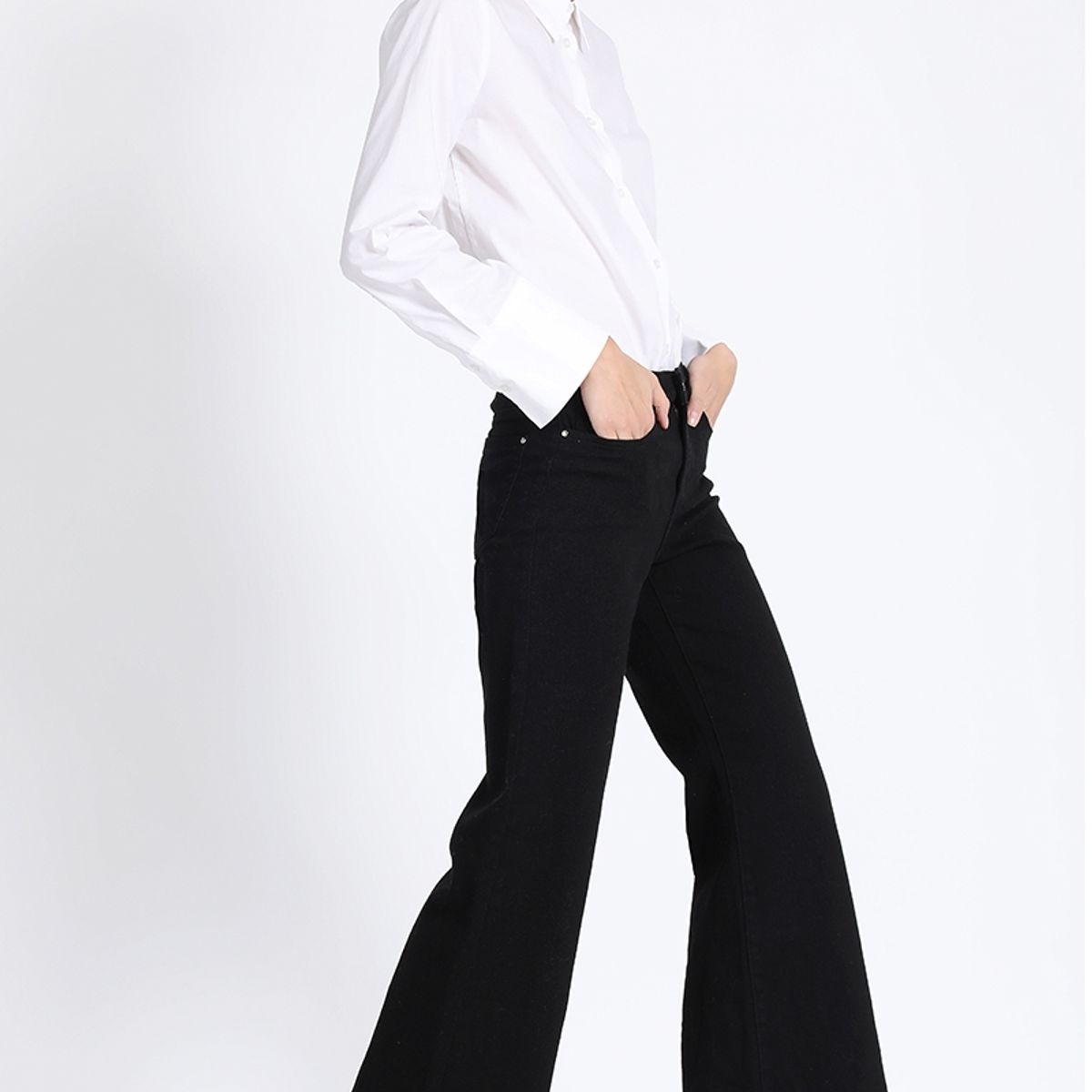 LIOLA - Jeans Palazzo, Tiro Medio, Negro Liola