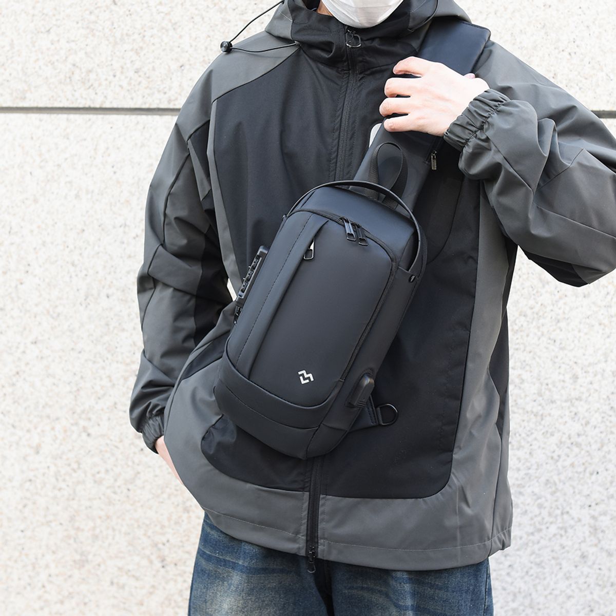 MV MOVAC - Bolso MOVAC Urban Trekker De Pecho Antirrobo Hombre Puerto Carga USB