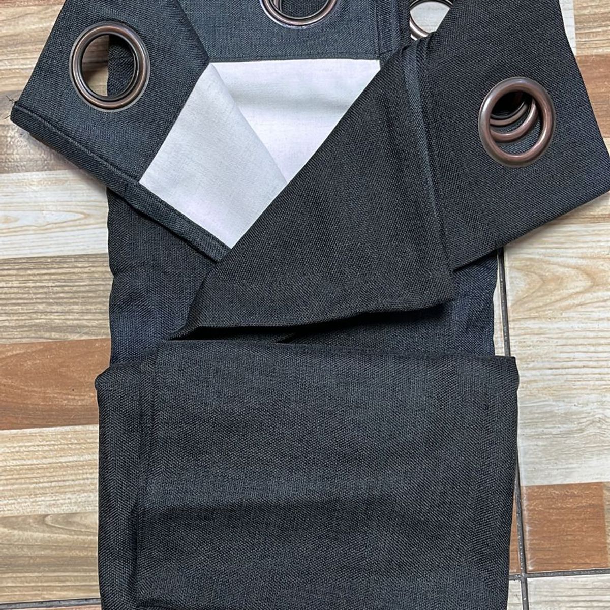 DIANA - CORTINA  Blackout negra  GOMA BLANCA 2 PAÑOS 140X215 CADA PAÑO