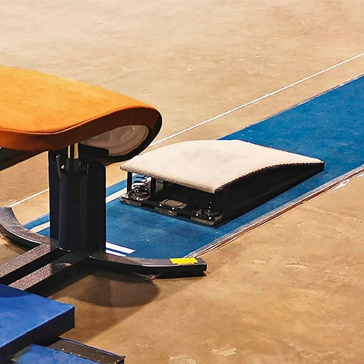 GENERICO - Trampolín De Salto 9 Resortes Gimnasia Profesional