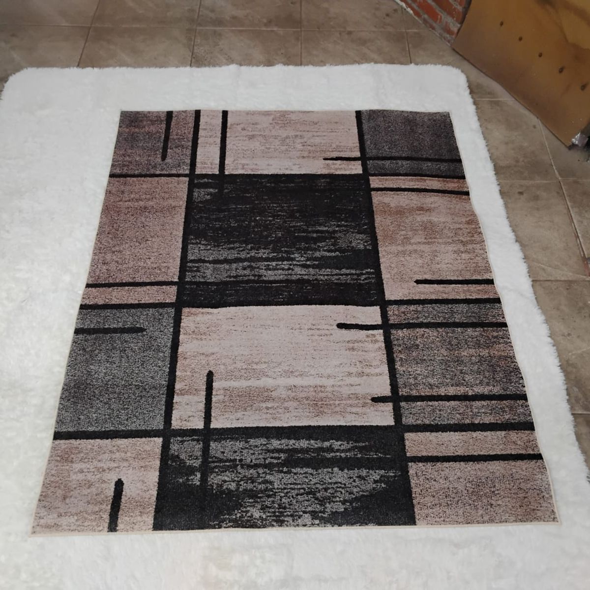 GENERICO - ALFOMBRA DISEÑO GEOMETRICO CON BEIGE PARA LIVING 160X200  MARIA