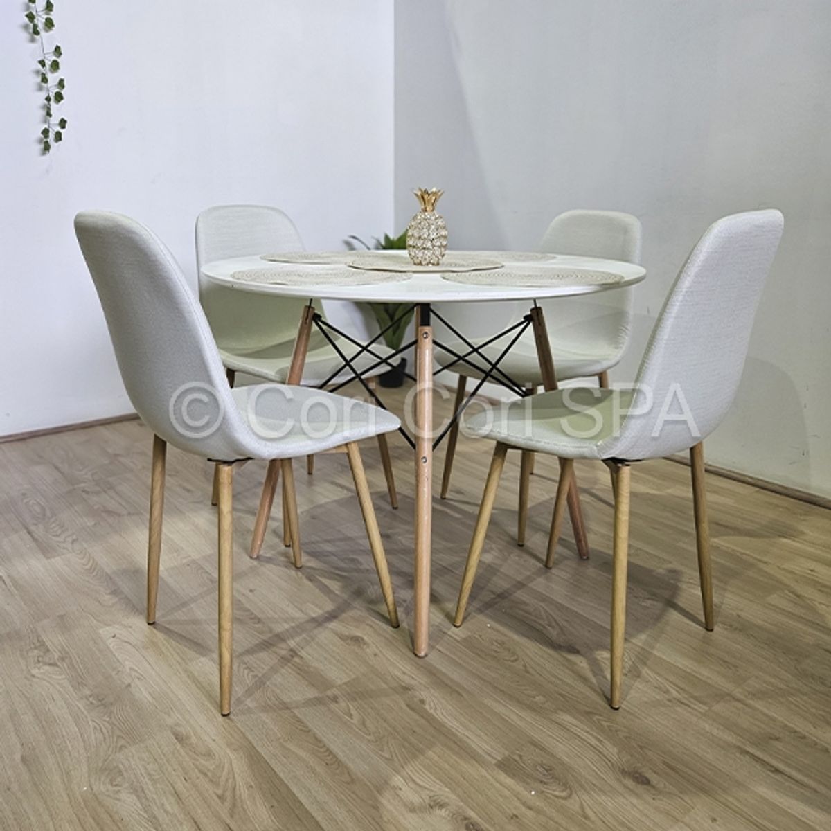 CORI CORI - Comedor Mesa Eames Blanca 100cms + 4 Sillas Scoop Beige