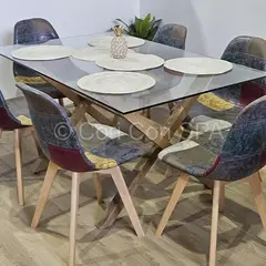 CORI CORI - Comedor Medlock Vidrio 140x90 + 6 Sillas Patchwork Ecocuero