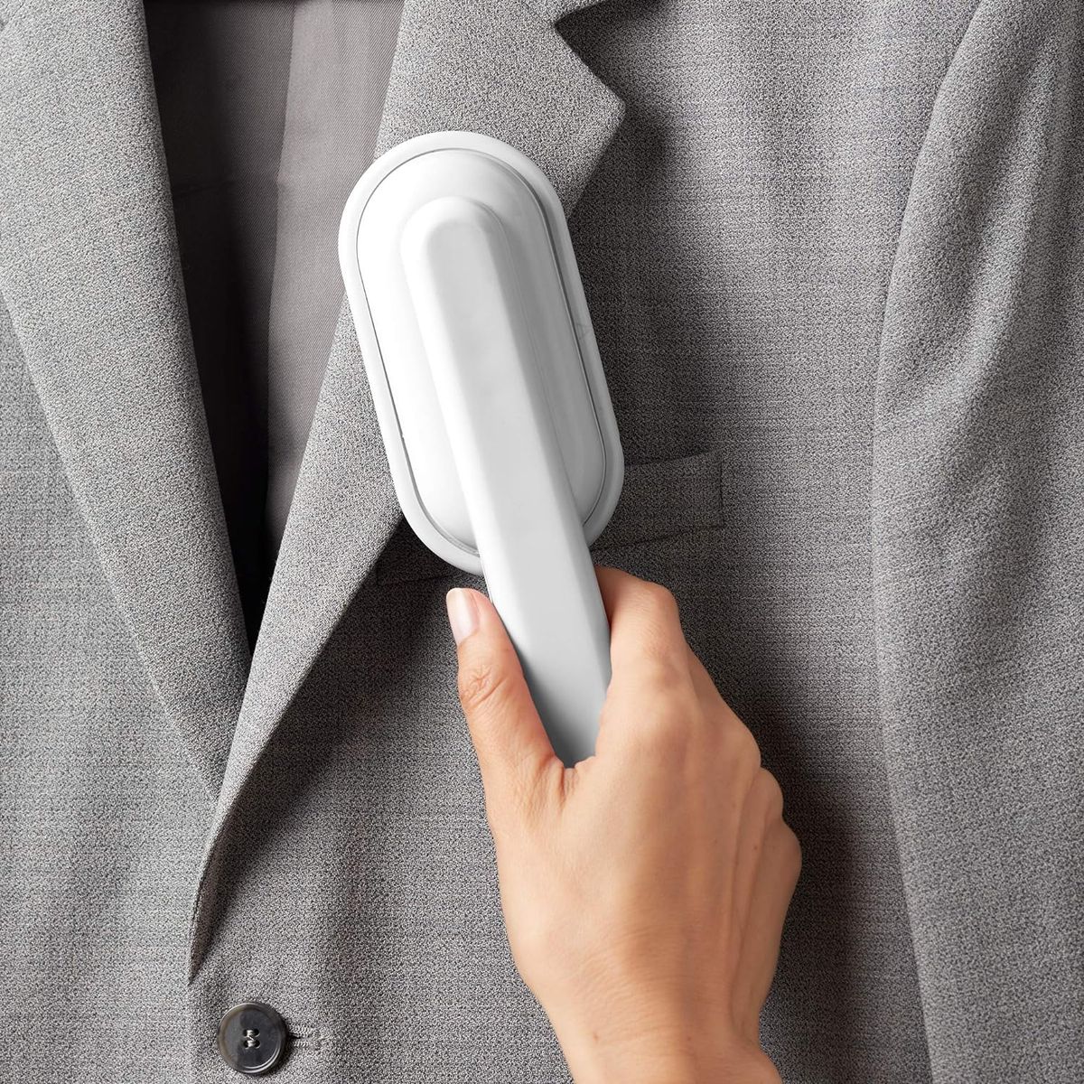 RAYEN - Cepillo de Felpa para Ropa Rayen.  Cabezal Giratorio para Pelusas y Pelo de Mascota