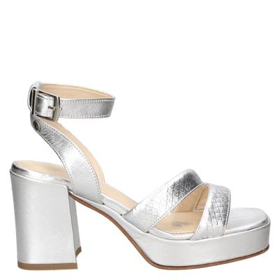 Imagen 2 del producto Sandalia Casual Mujer Plateado