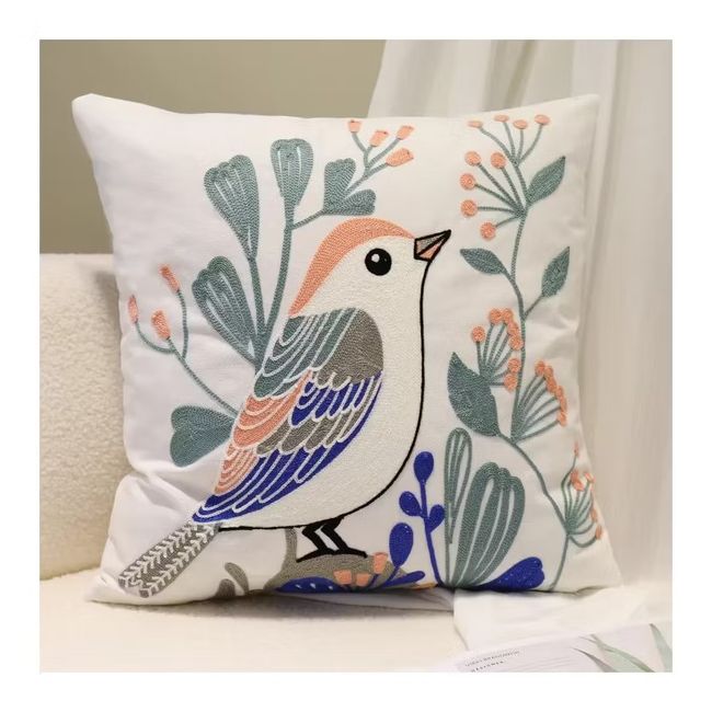 COMPRAPO - Cojín Bordado con Relleno Modelo Pajarito 45x45 cm