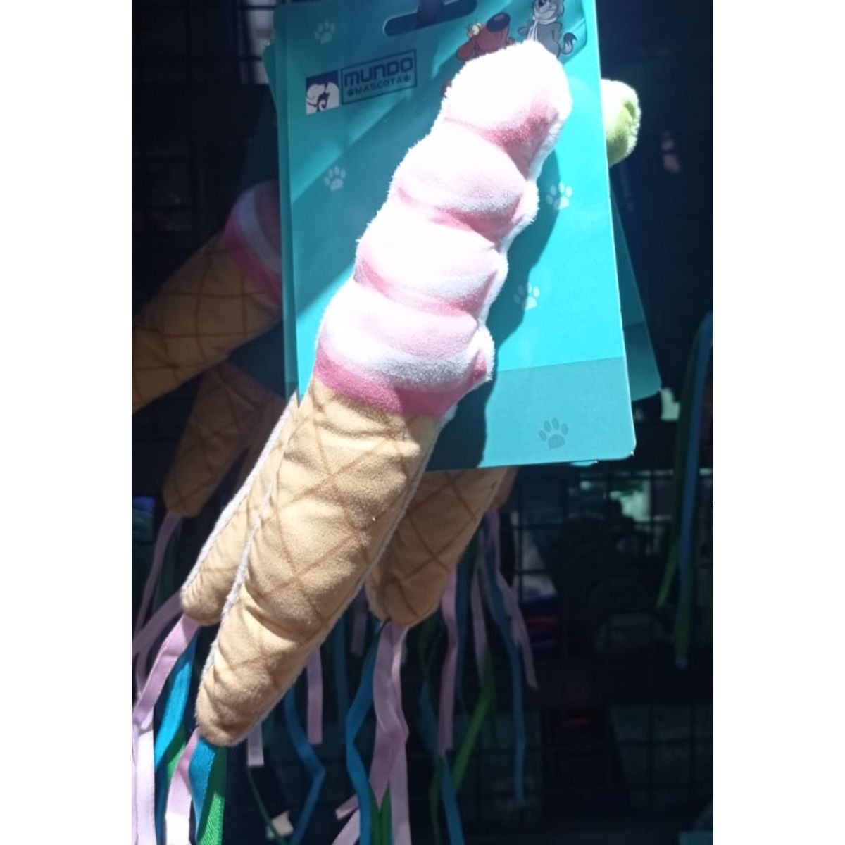 GENERICO - Juguete Para Gato Forma Cono-Helado