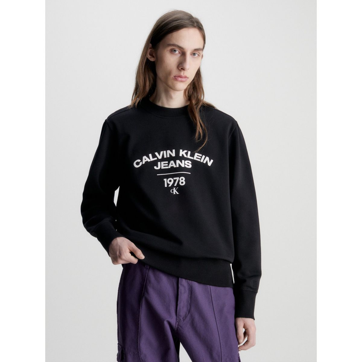 CALVIN KLEIN - Polerón Varsity Curve Negro Calvin Klein