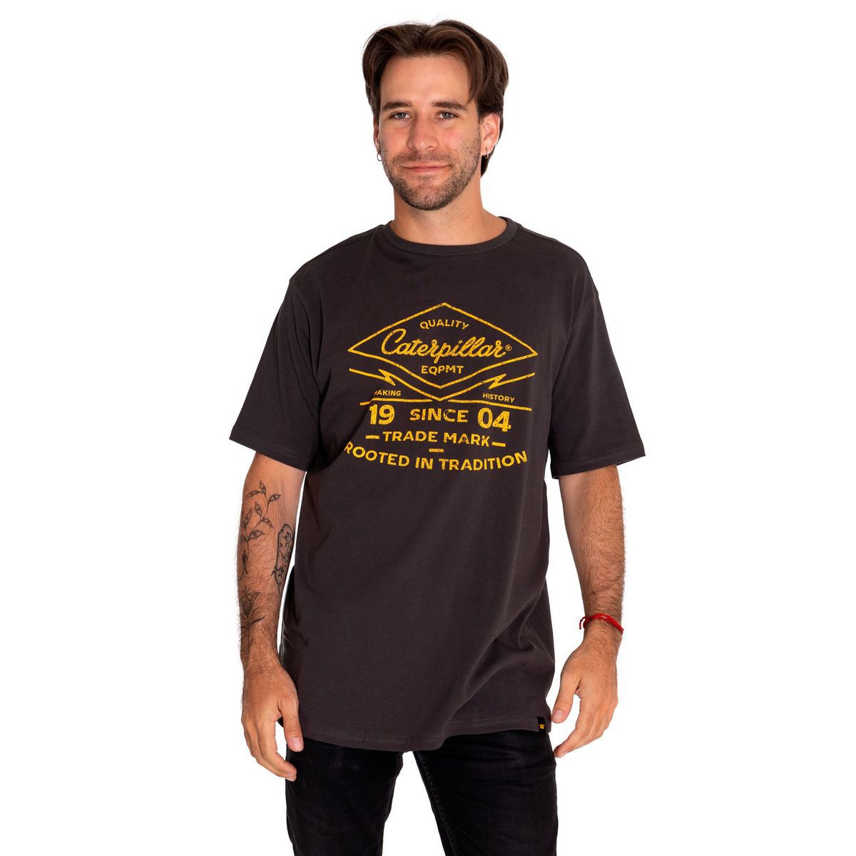 CAT - Polera Manga Corta Hombre Historic Graphic Negro CAT