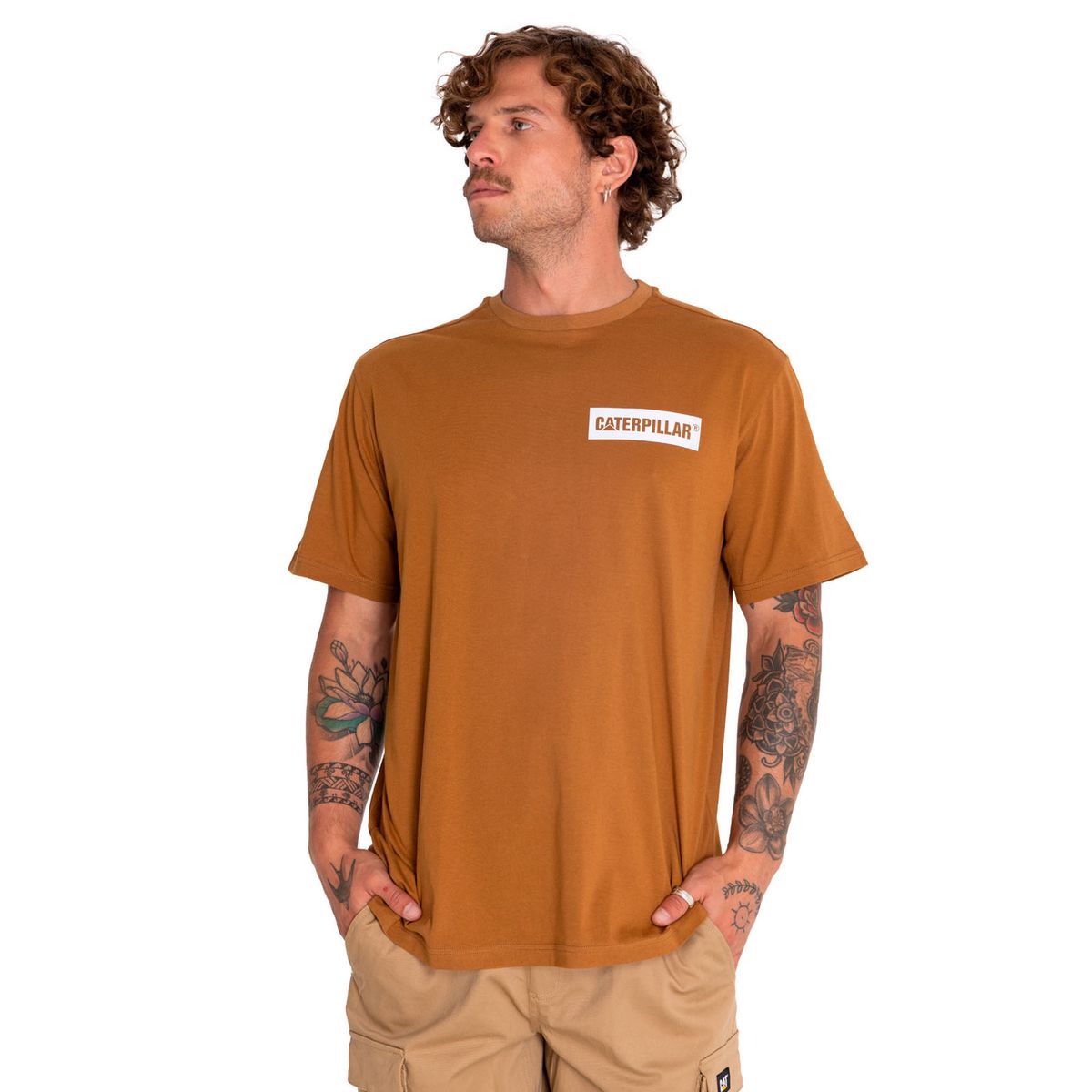 CAT - Polera Manga Corta Hombre Reflective Logo Café CAT