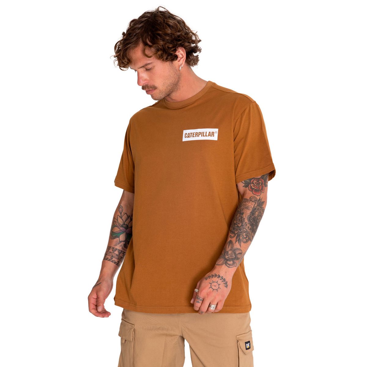 CAT - Polera Manga Corta Hombre Reflective Logo Café CAT