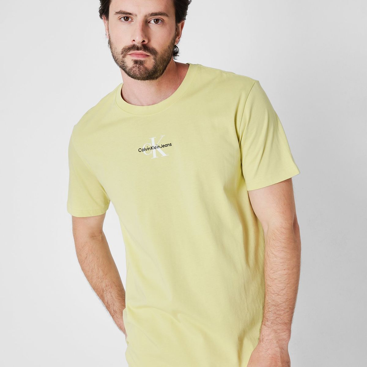 CALVIN KLEIN - Polera Monologo Regular  Amarillo Calvin Klein