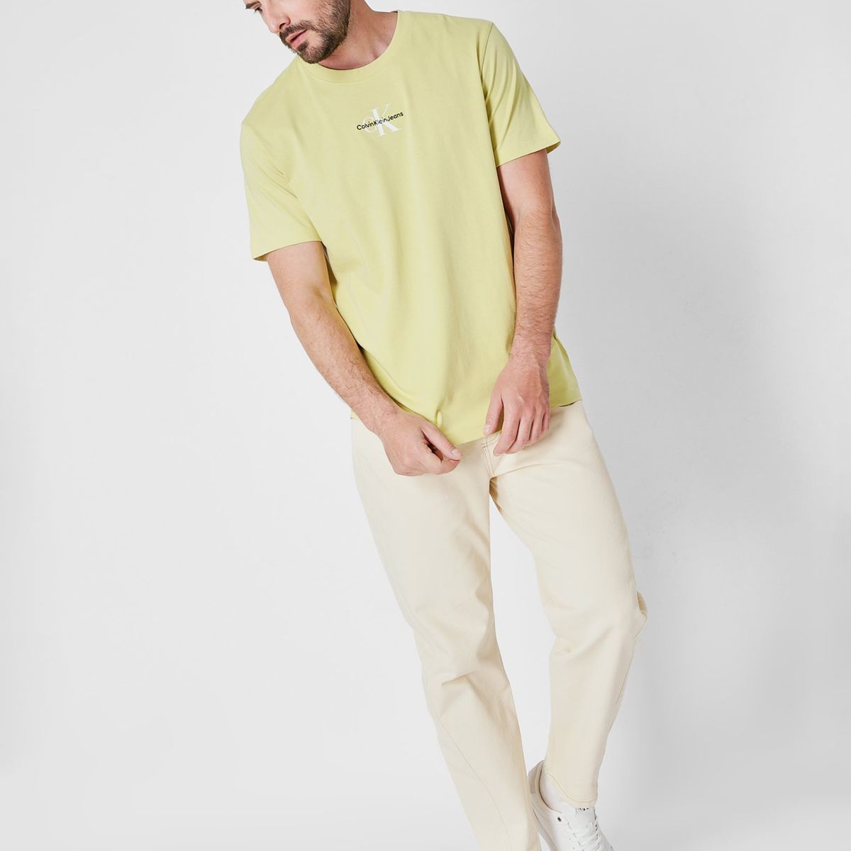 CALVIN KLEIN - Polera Monologo Regular  Amarillo Calvin Klein