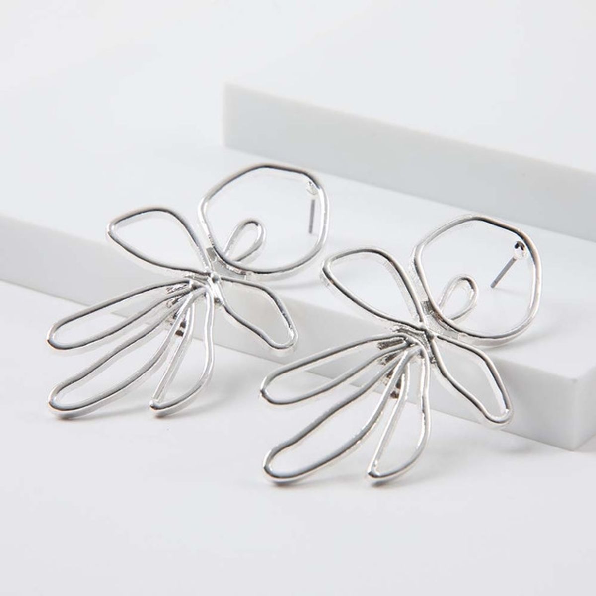 I D - Aro Largo Tulum Plateado de Metal i-D