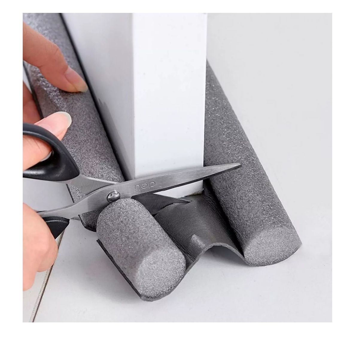 GENERICO - PROTECTOR AISLANTE DE FRIO - CALOR PARA PUERTAS Y VENTANAS