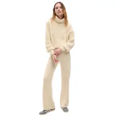 GAP - Sweater Turtleneck Crema